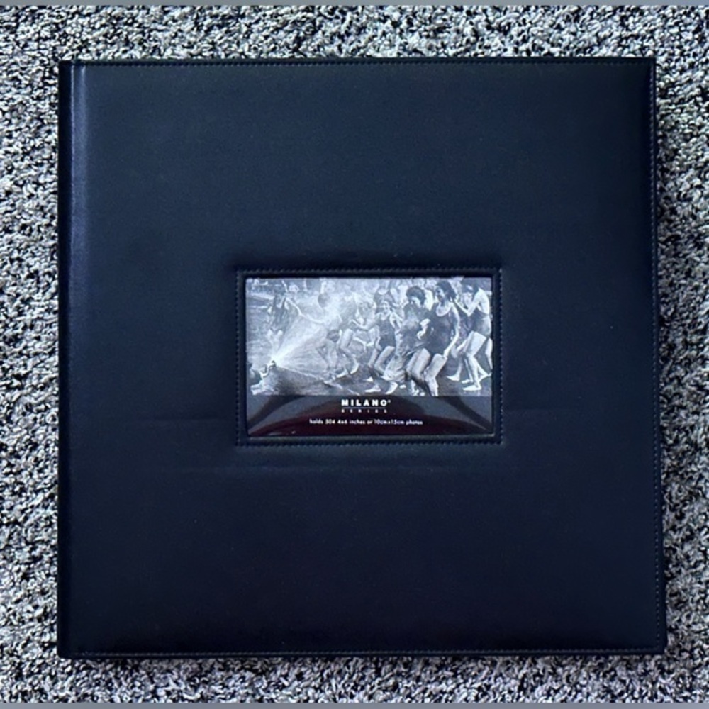 Milano Series Faux Leather Photo Album – Holds 504 4x6 Photos